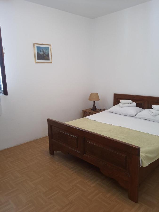 Apartments Andjus Свети-Стефан Экстерьер фото