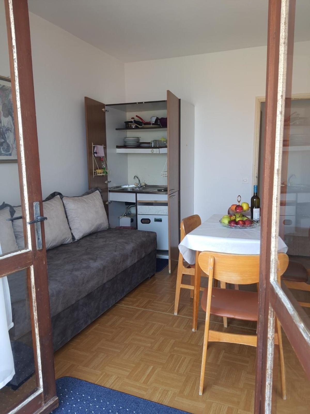 Apartments Andjus Свети-Стефан Экстерьер фото